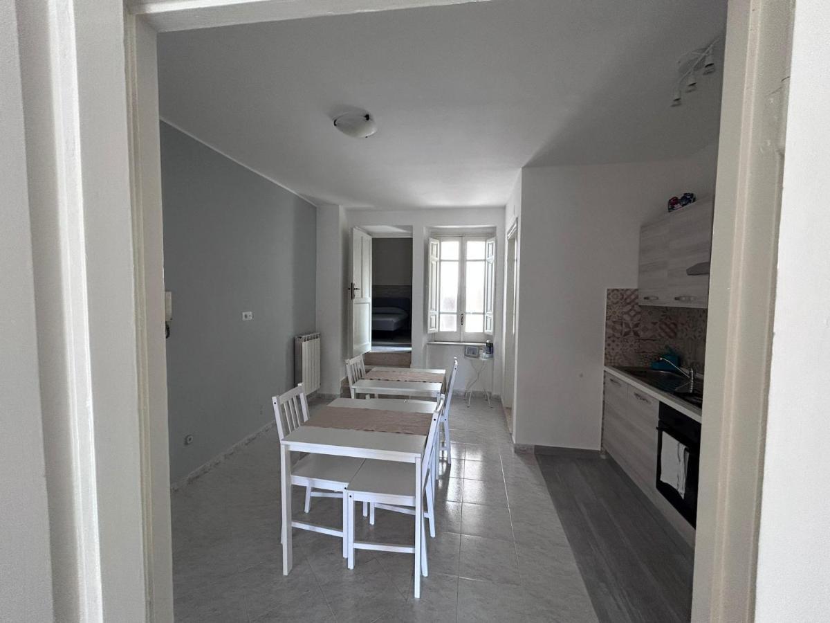 Ferienwohnung Il Nido Delle Rondini Formia Exterior foto